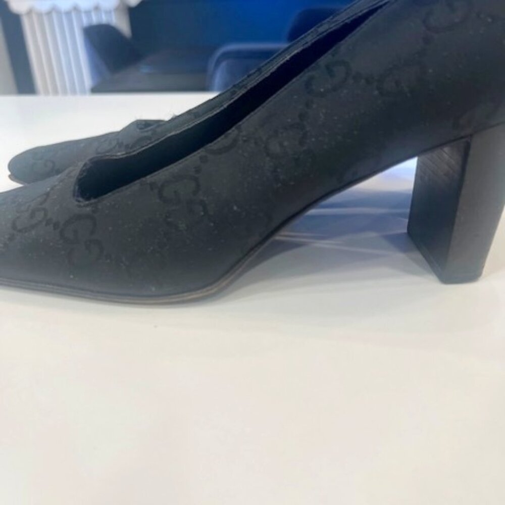 Gently Worn Gucci Pumps